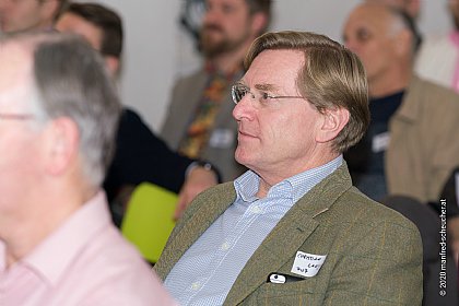 Event-Fotos Neos Mann im Publikum